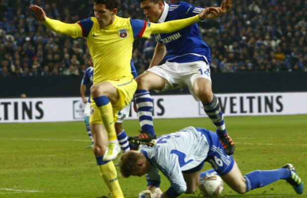 Mihai Costea n-a călcat în careu! Atacantul a fost inexistent cu Schalke şi Gigi Becali îi caută înlocuitor