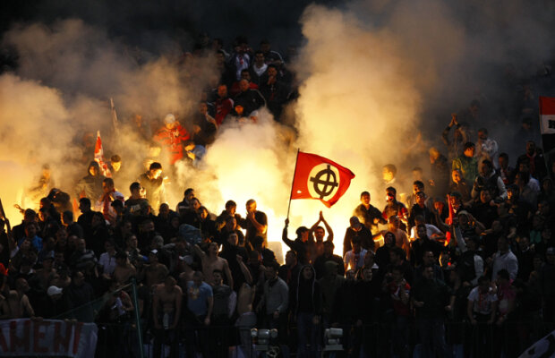 Un jandarm la 30 de oameni la Derby de România » Sold-out la Dinamo-Steaua