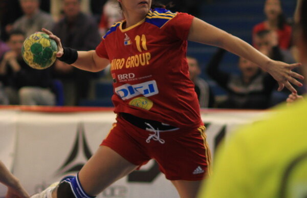 Accidentarea Oanei Manea nu e foarte gravă » Va rata următoarele două meciuri, dar va reveni cu Brazilia