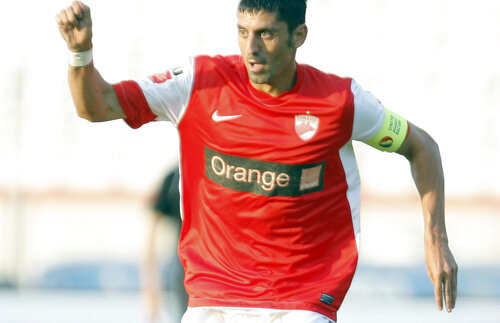 Cadou de la Săvulescu: Laptop de 2.000 de euro pentru golgeter