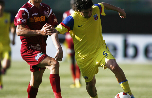 Duelul banilor » Steaua şi CFR au cele mai scumpe loturi din Liga 1