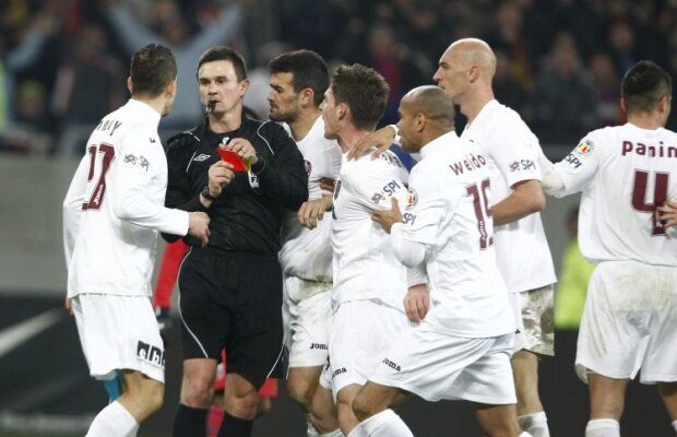 Becali s-a dezlănţuit la adresa arbitrului cu acuze extrem de grave: ”Balaj, un nenorocit plătit pentru blat!”