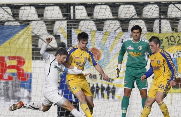 FOTO » Sportul nu a putut trece pe teren propriu de Petrolul, scor 1-1