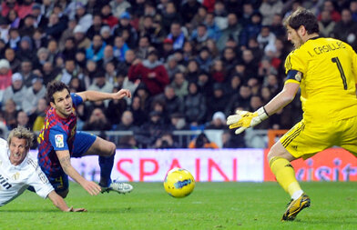 Comparaţie între El Clasico şi Derby de România: Acesta e adevăratul derby!