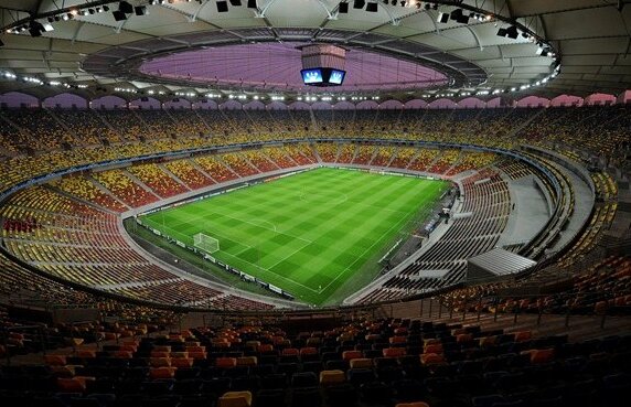 Fostele glorii au vorbit pentru UEFA despre finala Europa League: "Va fi o sărbătoare, e un eveniment unic pentru România"