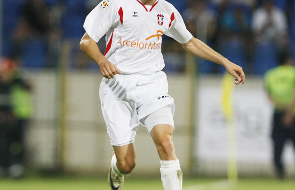 Pachet de la Galaţi » Rîpă şi Antal sînt doi dintre jucătorii pe care Paszkany îi vrea la CFR Cluj