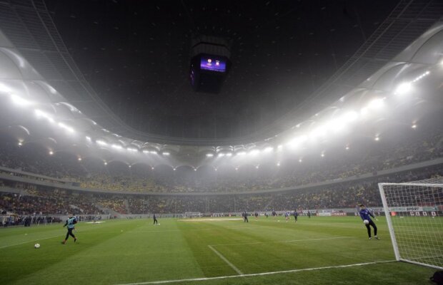 VIDEO » Narcis Răducan: "Păcat că plouă, organizatorii iar ne-au făcut o surpriză neplăcută şi nu au închis acoperişul"