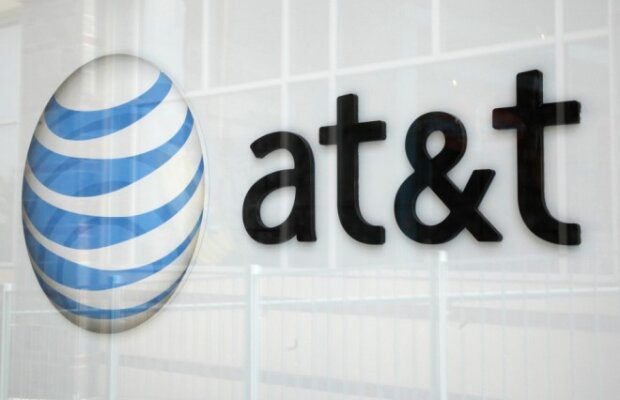 AT&T renunţă la preluarea T-Mobile