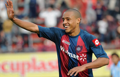 Contra îi pregăteşte o "ţeapă" lui Becali! » Pablo Pintos, propus de "Guriţă" la Steaua