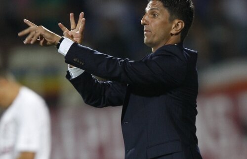 Răzvan Lucescu despre arbitri: "Sînt şi ei oameni şi uneori cad în plasă" ;)