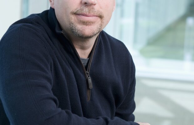 Yahoo l-a numit CEO pe Scott Thompson, arhitectul ascensiunii PayPal din ultimii ani