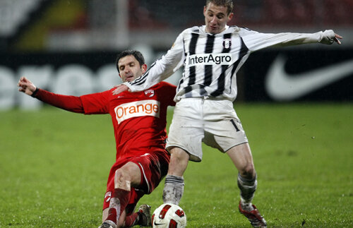 Rezolvat şi Strătilă! » Două transferuri într-o zi la Dinamo