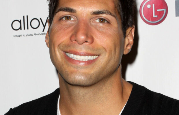 Regele porno, bataus! Joe Francis a atacat o femeie