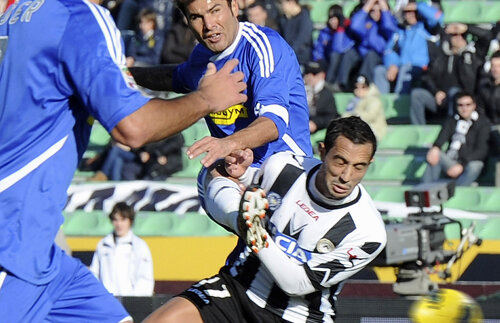 VIDEO A luat 4 cadou! » De ziua lui, Mutu a fost figurant la Cesena