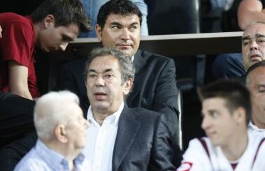 Borcea rămîne la Dinamo » Badea:"E în continuare preşedinte executiv, iar Săvulescu preşedinte delegat"