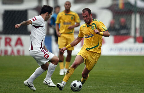 Război cu Vasluiul! » Porumboiu nu-l lasă pe Pavlovici la Rapid