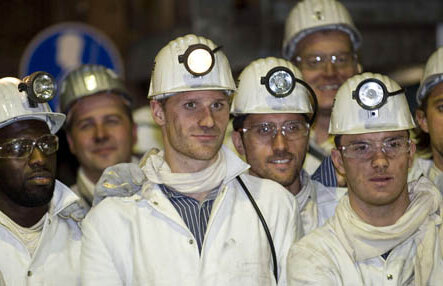 GALERIE FOTO Marica în şut! » Atacantul lui Schalke a coborît la 1.078 de metri în subteran