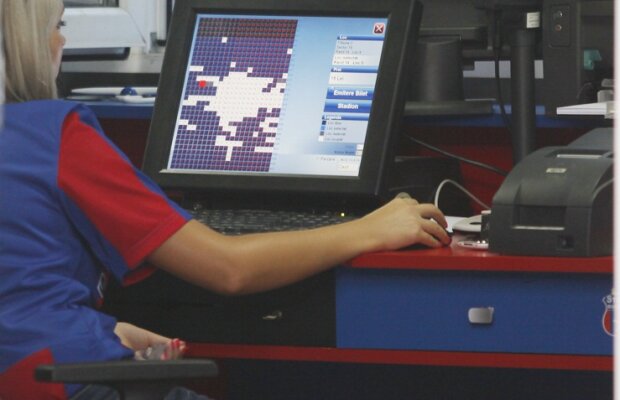 Anunţul roş-albaştrilor: Mai sînt doar cîteva sute de bilete la Steaua-Twente!