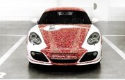 Porsche îi aniversează pe fanii de pe Facebook