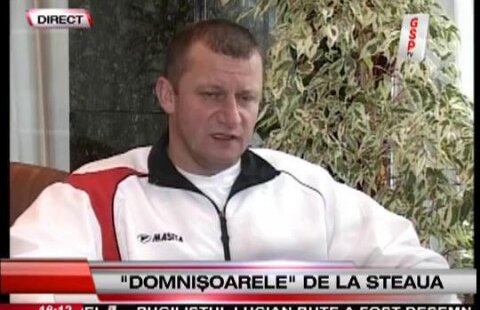 Jucătorii de la Oţelul: "Doar domnişoarele de la Steaua se plîng că le greu la antrenamentele montane!"