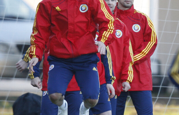 Nu toţi jucătorii sînt impresionaţi de programul spartan de la "naţională": "La Iaşi primul antrenament era la 6:00"