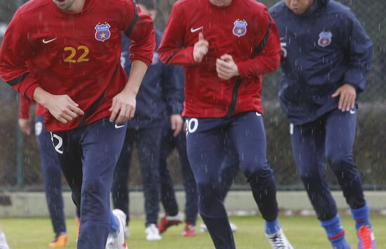 Primele 7 clasate şi-au luat doar 6 titulari! Steaua a schimbat cel mai mult, cu 3 oameni noi în echipă!