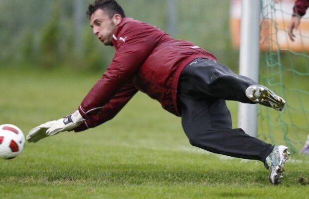 Atenţie, Cerniauskas! Straton: "Vreau să fiu titular!"