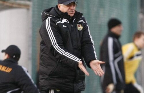 Viorel Hizo: "Am obţinut rezultate extraordinare deşi n-am putut face transferuri"