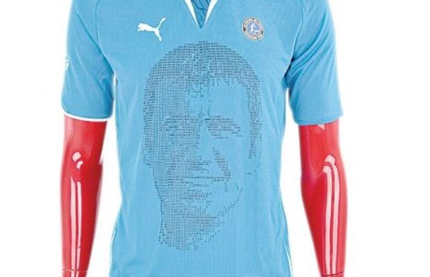 Miracol la Constanţa! Chipul lui Hagi a apărut pe tricouri :)