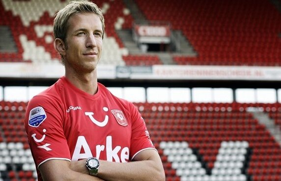 Steaua a scăpat de ”tancul” Janko: Twente l-a vîndut la FC Porto