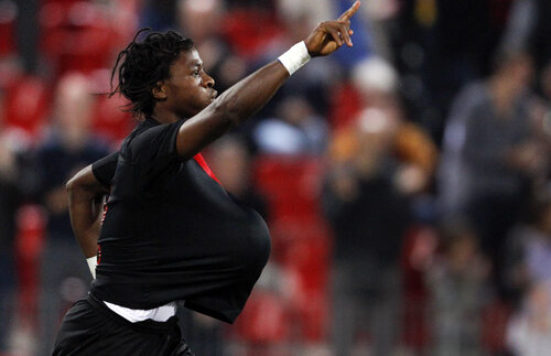 Dinamo vrea să se întărească fără să scoată vreun euro » Vor fundaş stînga, dar gratis