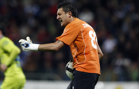 Zimmermann stă 6 luni » Petrolul mai pierde un portar