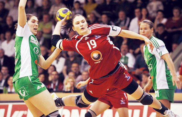 Oltchim a făcut spectacol cu HCM Roman » Cu gîndul la partida cu Metz