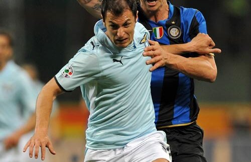 A scăpat de operaţie » Radu se sacrifică şi revine în Europa League