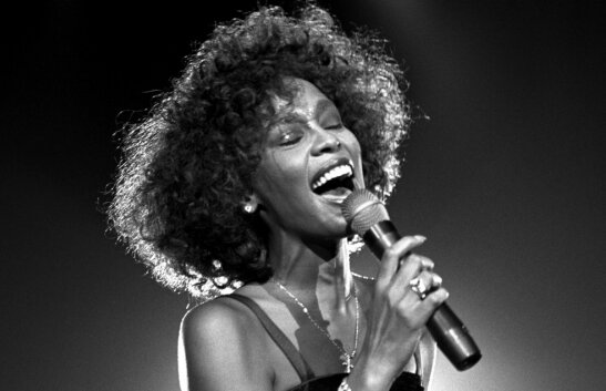 Whitney Houston a fost găsit moartă! Cîteva detalii şi un moment memorabil de la Super Bowl 1991