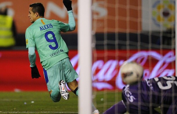 VIDEO Barcelona e ca şi calificată, victorie la limită pentru Lyon