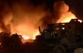 EXPLOZIE pe şoseaua de centură a Capitalei. Un tir încărcat cu spray-uri de cameră a sărit în aer