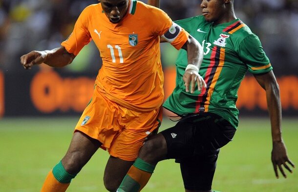 INTERVIU EXCLUSIV Eroul Zambiei vorbeşte despre Cupa Africii, Drogba şi Bonetti