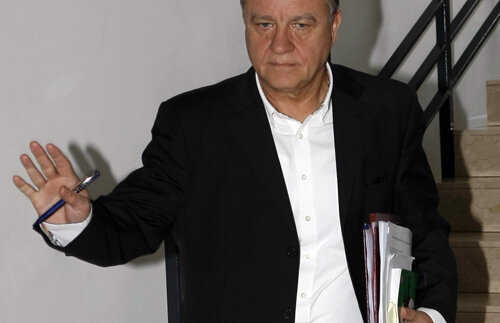 Tentativă de blat la România-Uruguay? » Mafia pariurilor a vrut să pună mîna şi pe naţională