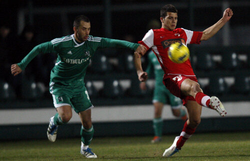 VIDEO » Dinamo, 2-1 cu arabii » Moţi a comis-o, Platini l-a trimis pe Dănciulescu pe bancă