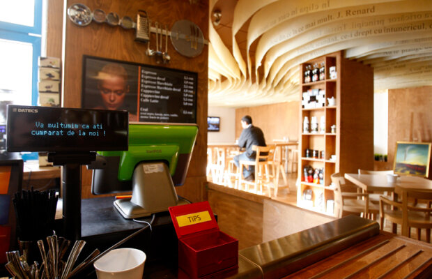 "Studenţii au voie cu sandwich-uri la Biblioteca Universitară" » Materialul din Gazeta Sporturilor a dus la decizii ale Ministerului