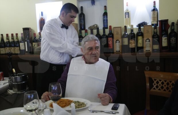 Giovanni Becali: "Nu exist pe Facebook! Ei, şi? Lasă că exist în altă parte" » Discuţie despre bani negri, Luceşti şi Hagi-antrenorul