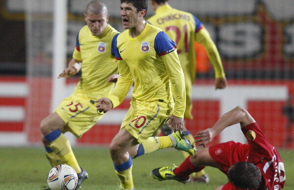 Steaua se schimbă la mijloc » Dodel e dirijor, Florin Costea va fi noua aripă