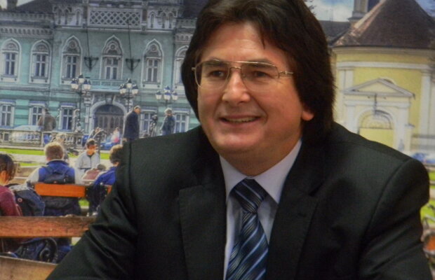 Reacţii după discuţia autorităţilor din Timişoara cu Mircea Sandu. Licenţa nu e o problemă