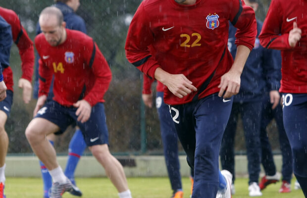 Presiune pe Latovlevici: "Pîrvulescu nu a greşit alegînd Steaua, va prinde echipa!"