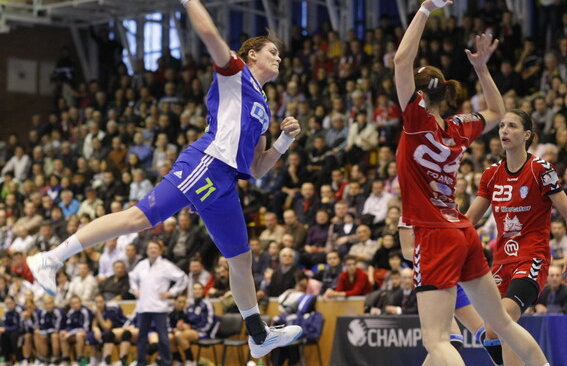 FOTO Oltchim s-a calificat în semifinalele Ligii după 30-26 cu Krim Ljubljana