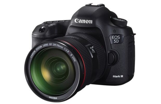 Piaţa foto în România ar putea creşte cu peste 5% în 2012