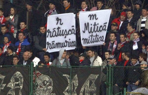 FOTO Dinamoviştii nu mai sînt mulţumiţi cu brutăria :D