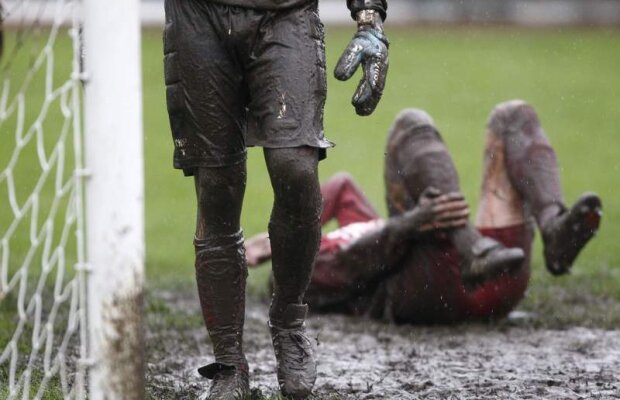 Campania "Mitică la brutărie" continuă » "Am ajuns să ne zbatem în mocirlă cu cei mai slabi. Ajunge!"