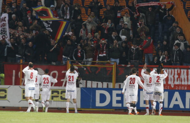 Steaua şi Dinamo revin acasă » "Cîinii" nu sînt la fel de fericiţi ca rivalii: "Măcar pe jumătate să se umple stadionul"